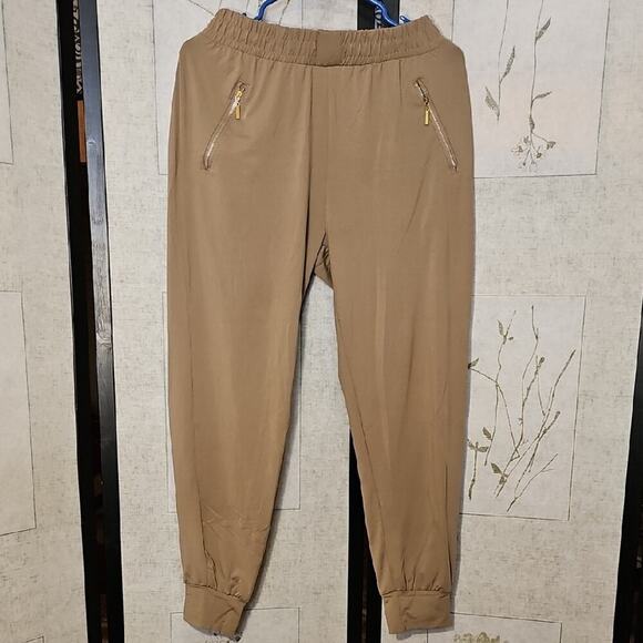 Fuego Moda Pants - Tan Joggers with Zipper Pockets